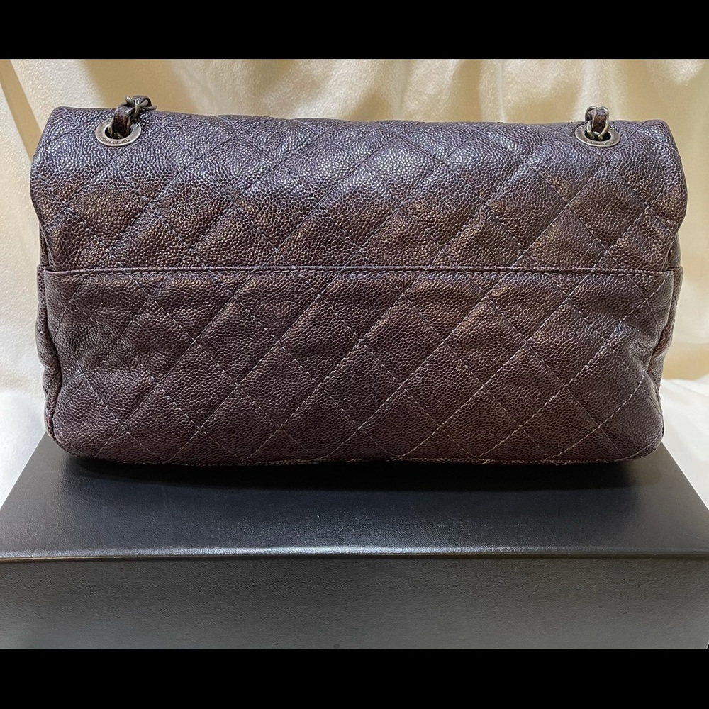 ❌SOLD❌💯Authentic Chanel XL Flap Iridescent Caviar - Picture 5 of 16